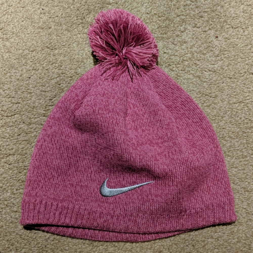 Nike hat never worn